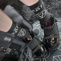 Best Pirce ⭐ BESERK X THE CRAFT 🦇 Halloween The Craft | CREW 🧦 SOCKS 🌟 -Halloween Sales 22 02 15 14 28 58 331 deco 700x700