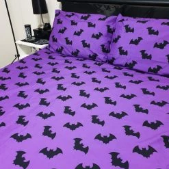 Brand new 🎁 HELLS BLANKETS Twilight Bats | KING QUILT SET* ⌛ -Halloween Sales Hells Blankets Twilight Bats 0 25 ffef38de 5ba5 403a 9c32 0b705bd3b2a9 700x700