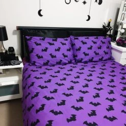 Brand new 🎁 HELLS BLANKETS Twilight Bats | KING QUILT SET* ⌛ -Halloween Sales Hells Blankets Twilight Bats 0 27 6b87a23d 96d9 4fa6 bf38 f661431e331d 700x700
