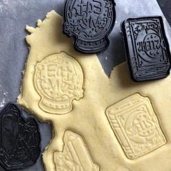 Top 10 ⌛ KILLSTAR Gothic Homewares Witchy | COOKIE CUTTERS 😉 -Halloween Sales killstar witchy cookie cutters 4 85ad2c4b 0919 4562 b657 75605d9f47c9 700x700