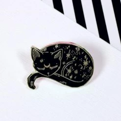 Coupon ⭐ PUNKY PINS Cats Mystical Cat | ENAMEL PIN 🔥 -Halloween Sales punky pins mystical cat enamel pin 700x700