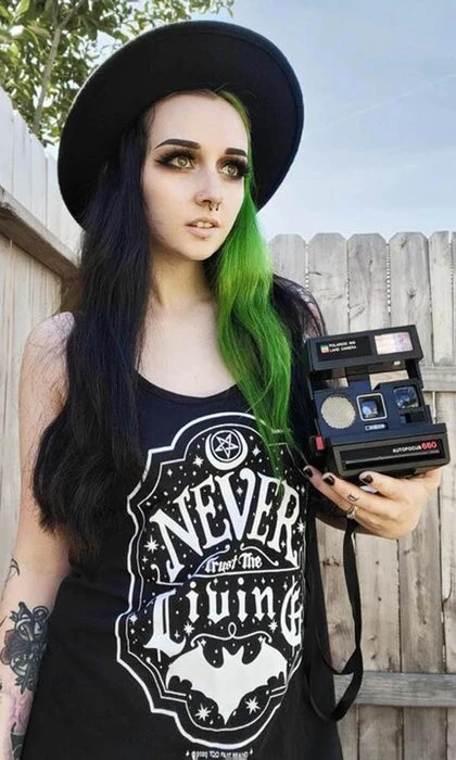 New 💯 TOO FAST APPAREL Beetlejuice Never Trust The Living | TANK TOP 👏 4 New 💯 TOO FAST APPAREL Beetlejuice Never Trust The Living | TANK TOP 👏 - Image 2